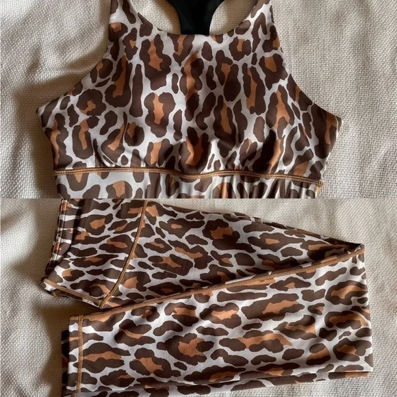 Yelete Activewear too and leggings - Picture 1 of 9